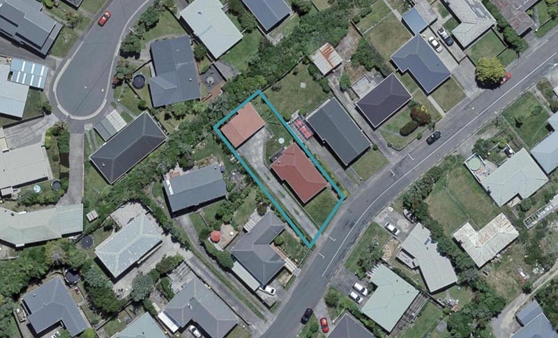 26 Link Road, Newlands, Wellington - Carousel 1