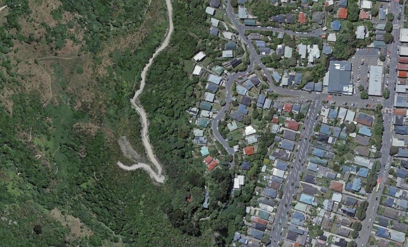 24 Freeling Street, Island Bay, Wellington - Carousel 1