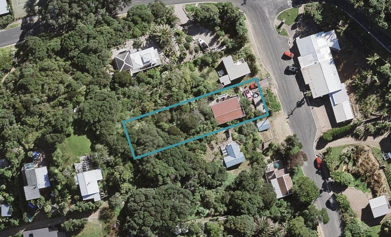 40 Palm Road, Palm Beach, Waiheke Island - Carousel 1
