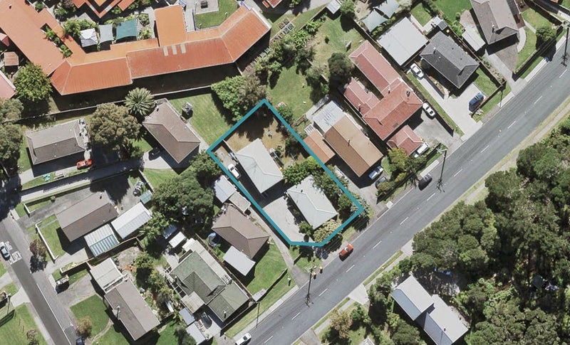 1/130 Colwill Road, Massey, Auckland - Carousel 1