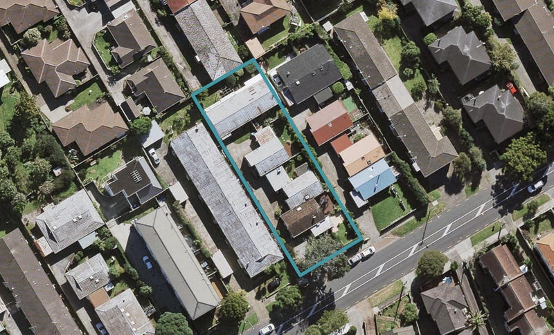 2/22 Campbell Road, One Tree Hill, Auckland - Carousel 1