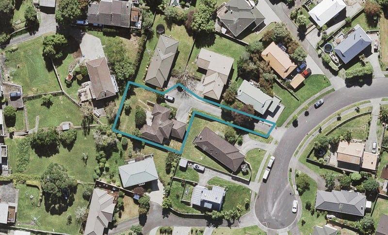 35 Carillon Place, Massey, Auckland - Carousel 1