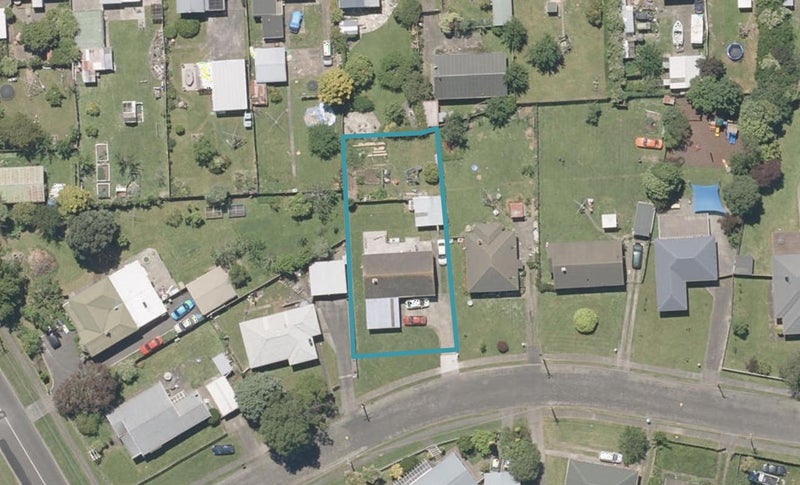 16 Matarawa Street, Whanganui East, Whanganui - Carousel 1
