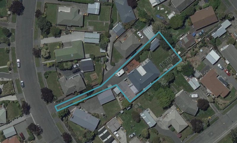 115 Warren Crescent, Hillmorton, Christchurch - Carousel 1