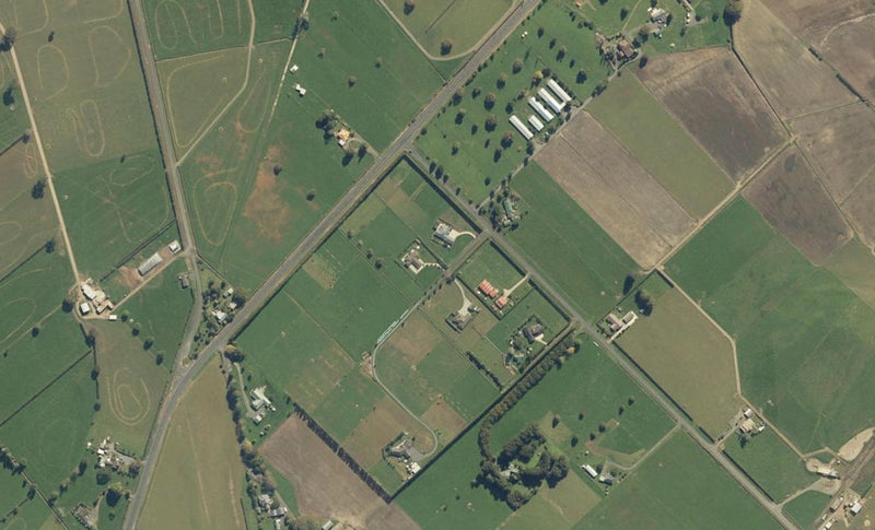 16B Hooper Road, Eureka, Hamilton - Carousel 1