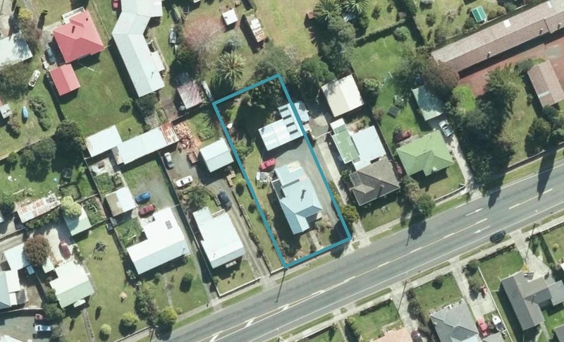 70 Jervois Street, Dargaville - Carousel 1