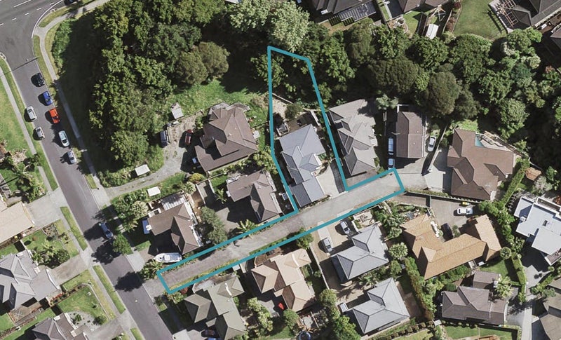 93 Mt Lebanon Crescent, The Gardens, Auckland - Carousel 1