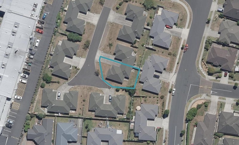 7 Plover Court, Huntington, Hamilton - Carousel 1