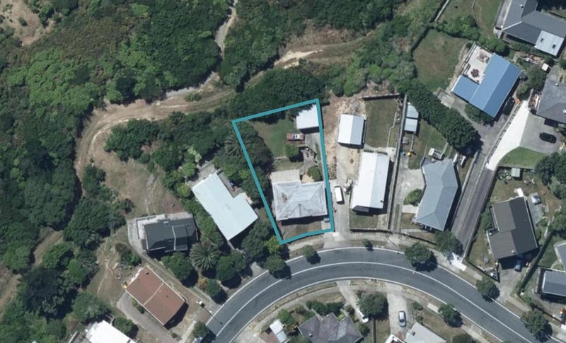 104 Conclusion Street, Ascot Park, Porirua - Carousel 1