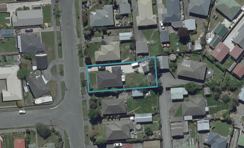 36 Vardon Crescent, Shirley, Christchurch - Carousel 1