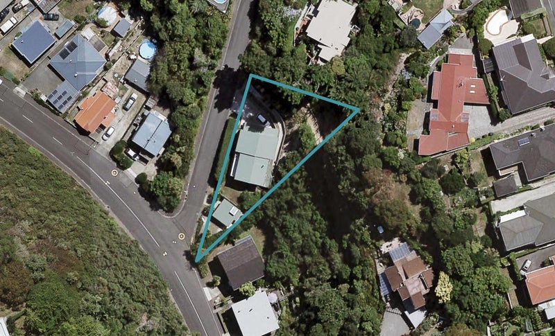 17 Lambton Road, Hospital Hill, Napier - Carousel 1