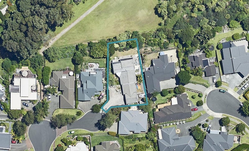 9 Cumbrian Court, Bethlehem, Tauranga - Carousel 1