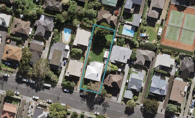 13 Liverpool Street, Epsom, Auckland - Carousel 1