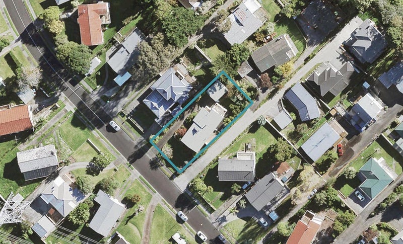 23 Caronia Crescent, Lynfield, Auckland - Carousel 1