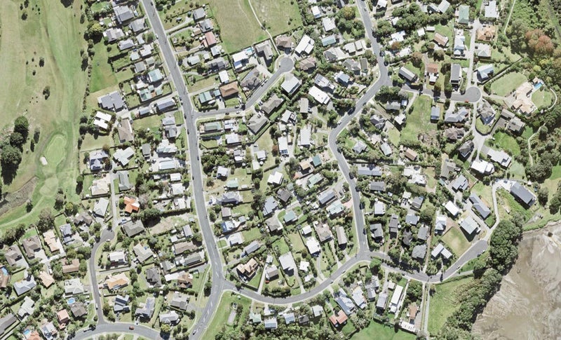 41 Everard Avenue, Army Bay, Whangaparaoa - Carousel 1