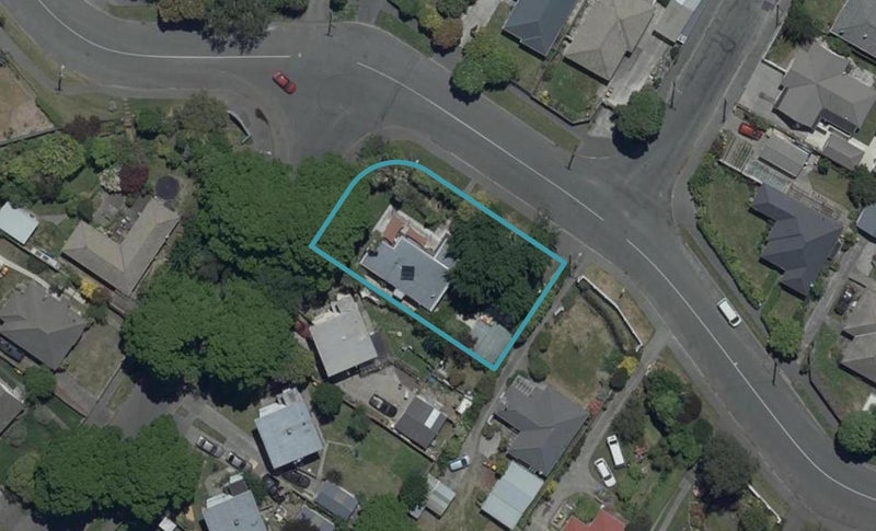 107 Brookside Terrace, Bryndwr, Christchurch - Carousel 1