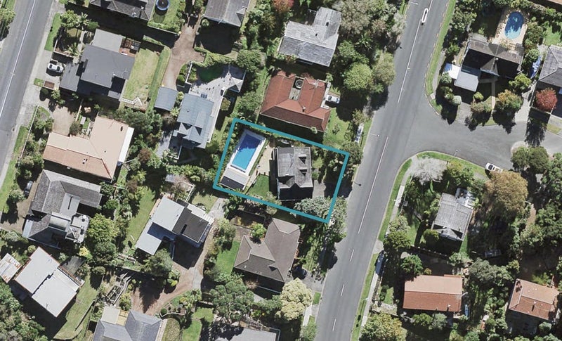 111 Chelsea View Drive, Chatswood, Auckland - Carousel 1
