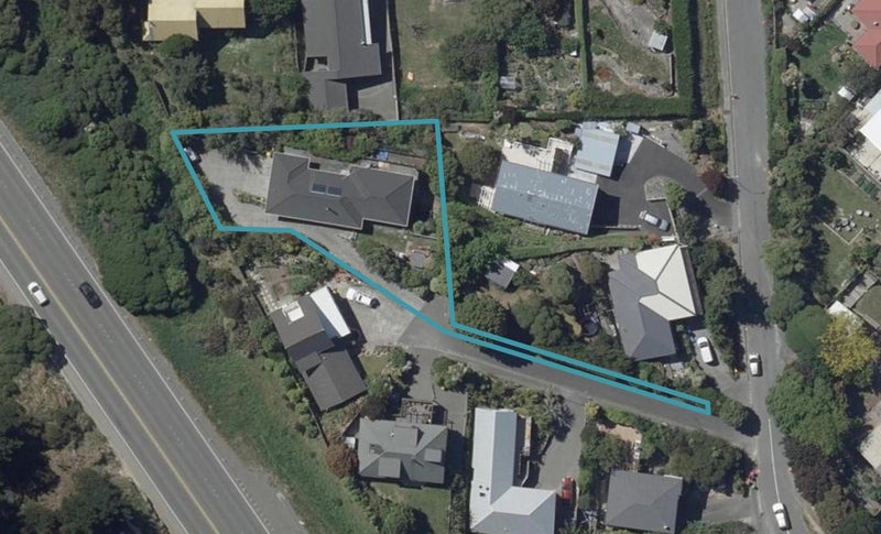 8 Flinders Road, Heathcote Valley, Christchurch - Carousel 1