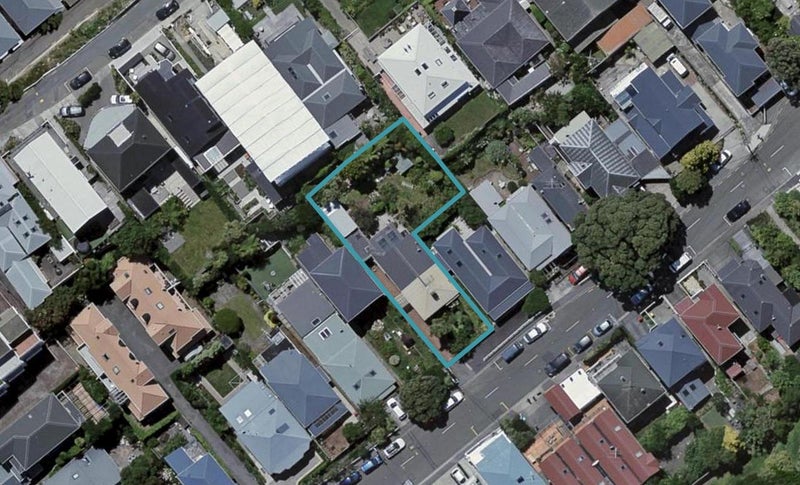 43 Hawker Street, Mount Victoria, Wellington - Carousel 1