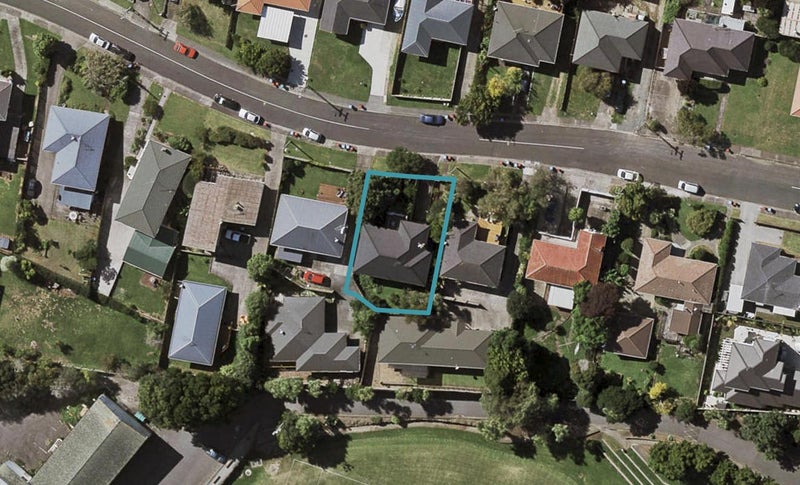 10 McRae Road, Mount Wellington, Auckland - Carousel 1