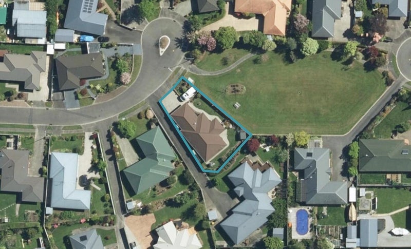 16 Pukeone Place, Motueka - Carousel 1