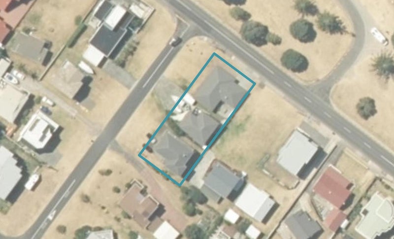 204 Leighton Road, Whangamata, Whangamata - Carousel 1
