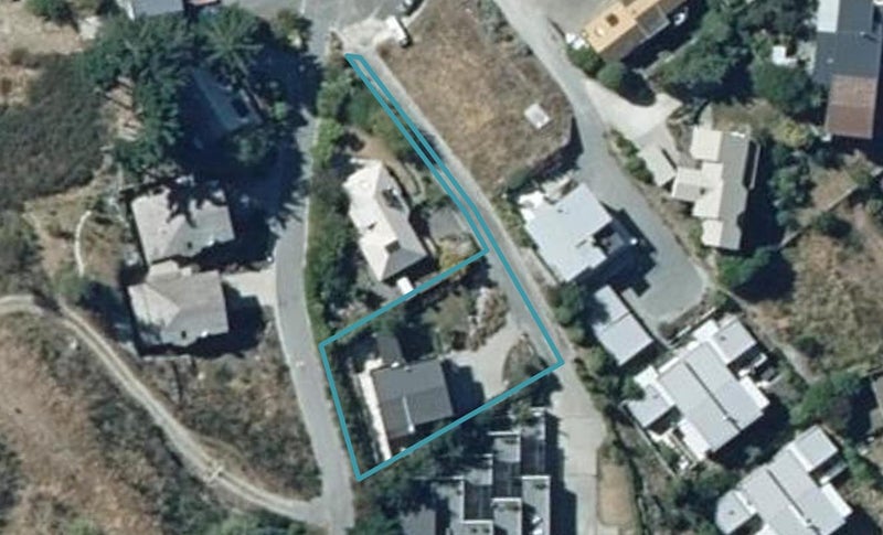 8 Lordens Place, Fernhill, Queenstown - Carousel 1