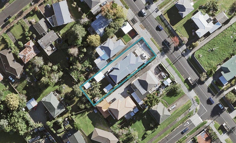 227 New Windsor Road, New Windsor, Auckland - Carousel 1