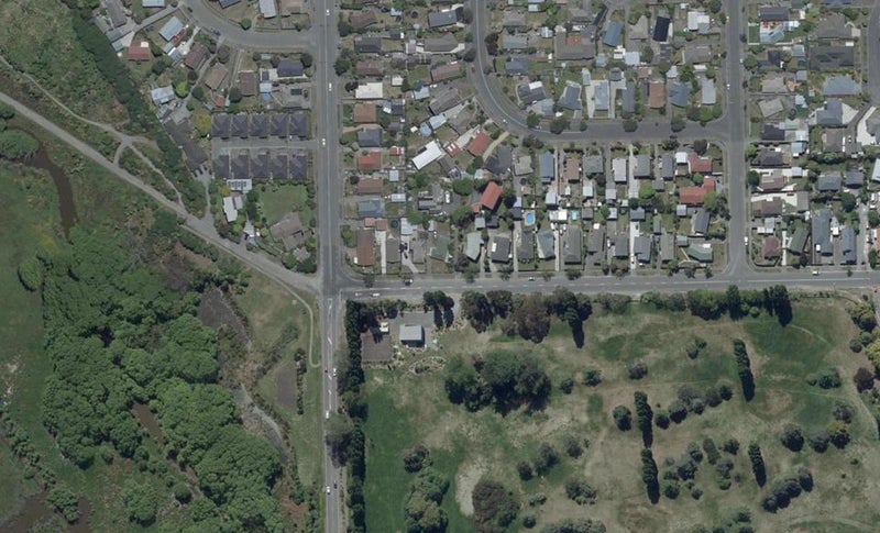 230 Beach Road, North New Brighton, Christchurch - Carousel 1