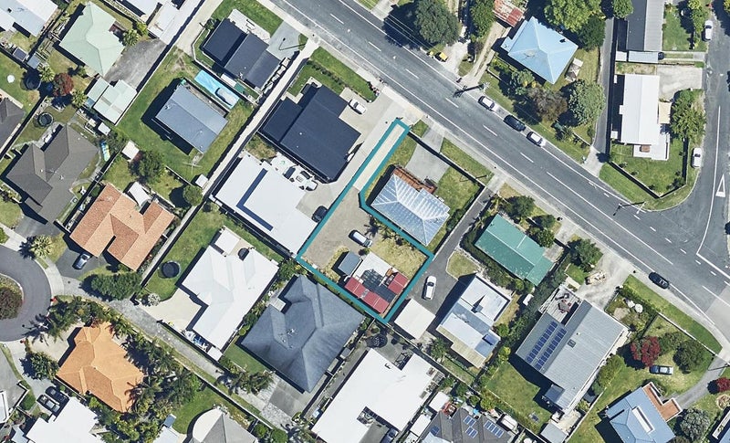 1332 Papamoa Beach Road, Papamoa Beach, Papamoa - Carousel 1