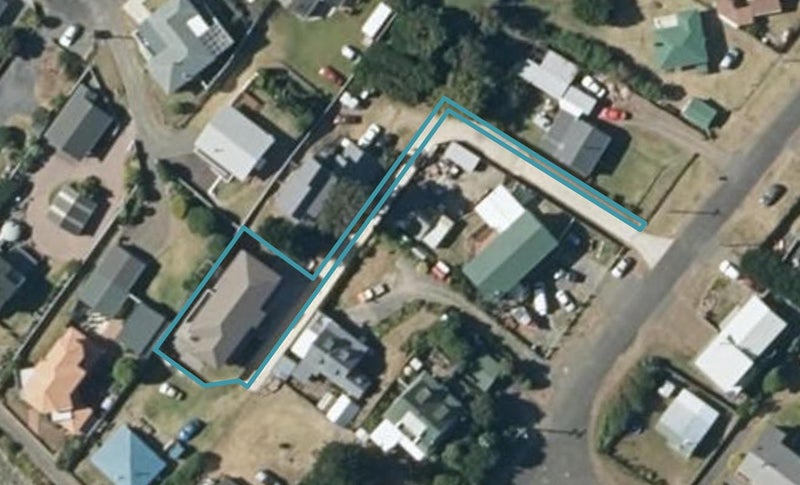 15 Robbie Street, Foxton Beach, Foxton - Carousel 1
