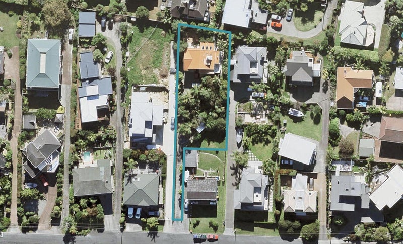 22A Oban Road, Browns Bay, Auckland - Carousel 1