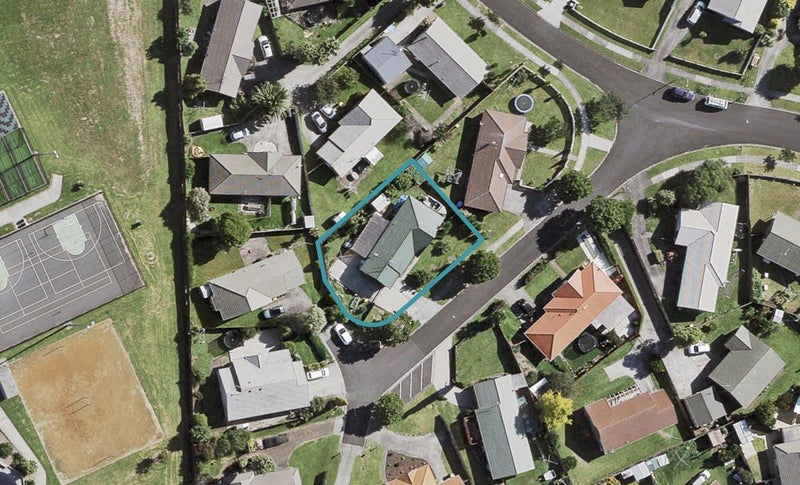 3 Colt Place, Randwick Park, Auckland - Carousel 1