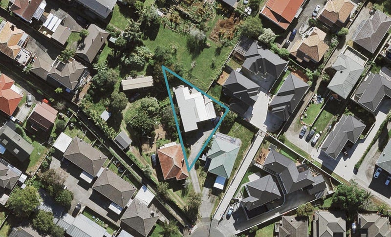 22 Clinker Street, Three Kings, Auckland - Carousel 1