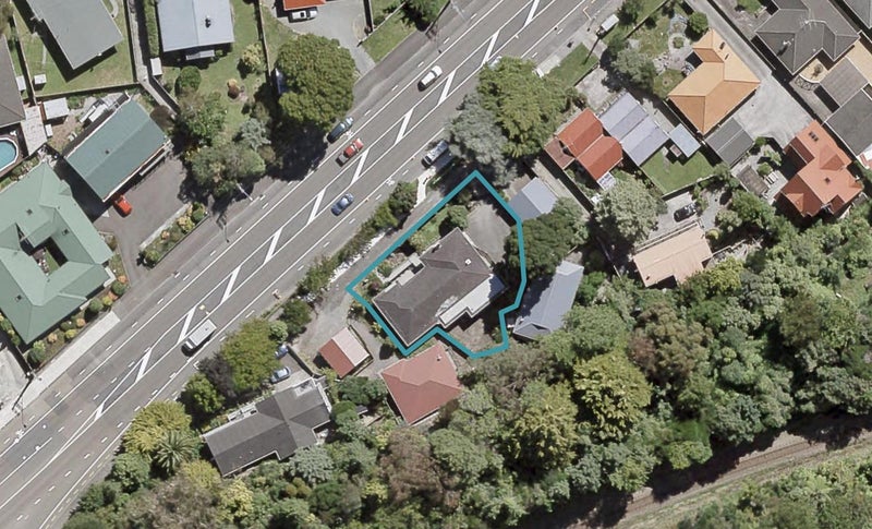 1012 Fergusson Drive, Clouston Park, Upper Hutt - Carousel 1