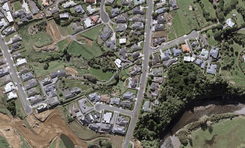 436A Mangorei Road, Highlands Park, New Plymouth - Carousel 1