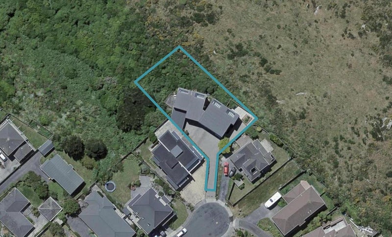37B Gurkha Crescent, Khandallah, Wellington - Carousel 1