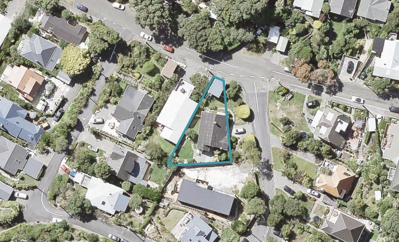 2 Marama Terrace, Eastbourne, Lower Hutt - Carousel 1