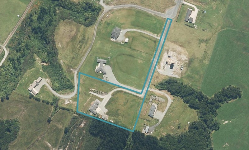 109E Hanmer Terrace, Rutherglen, Greymouth - Carousel 1