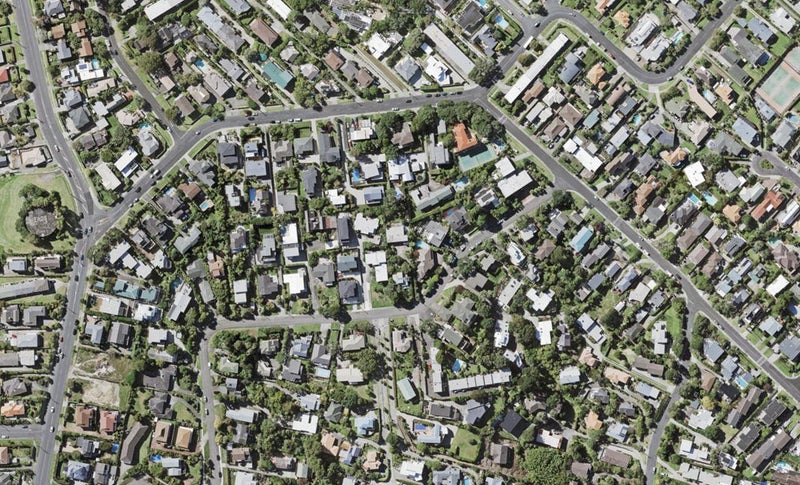 9B Parr Terrace, Castor Bay, Auckland - Carousel 1