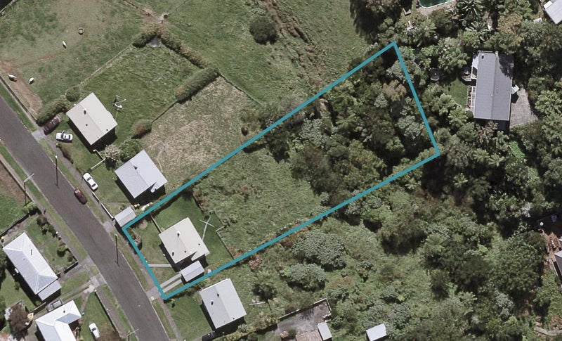 64 Banks Street, Marfell, New Plymouth - Carousel 1