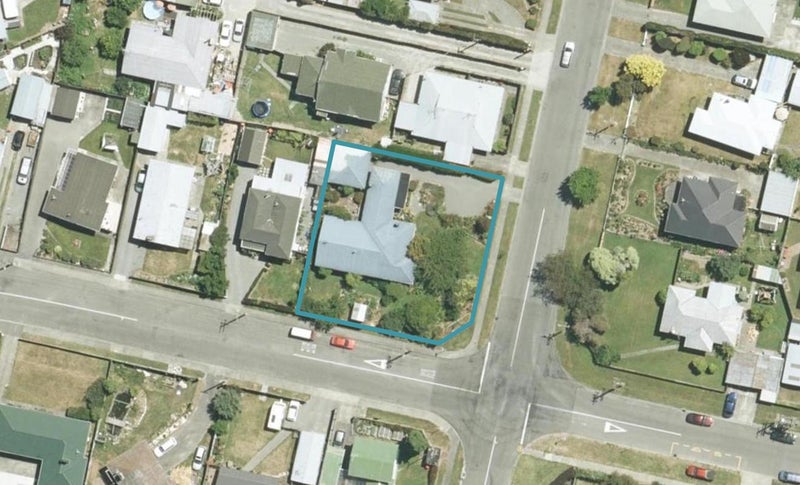 16 Gascoigne Street, Riversdale, Blenheim - Carousel 1
