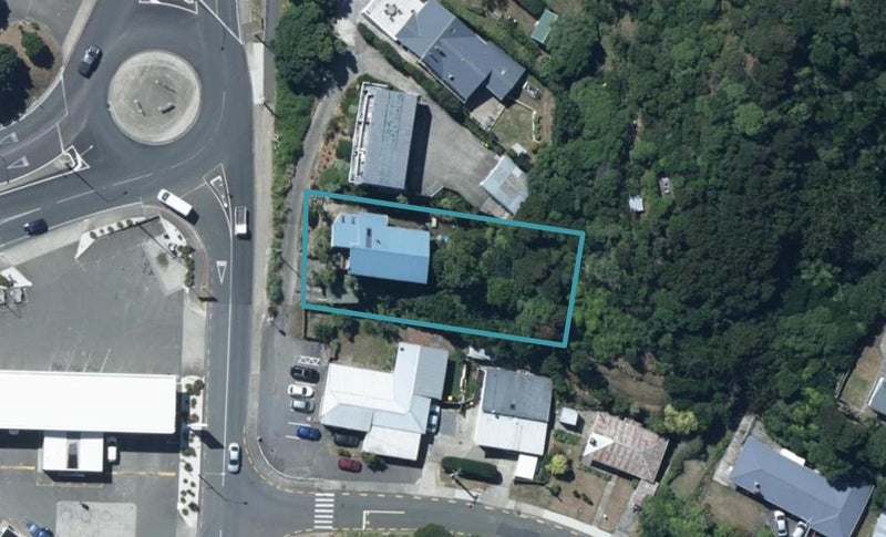 46 Paremata Crescent, Paremata, Porirua - Carousel 1