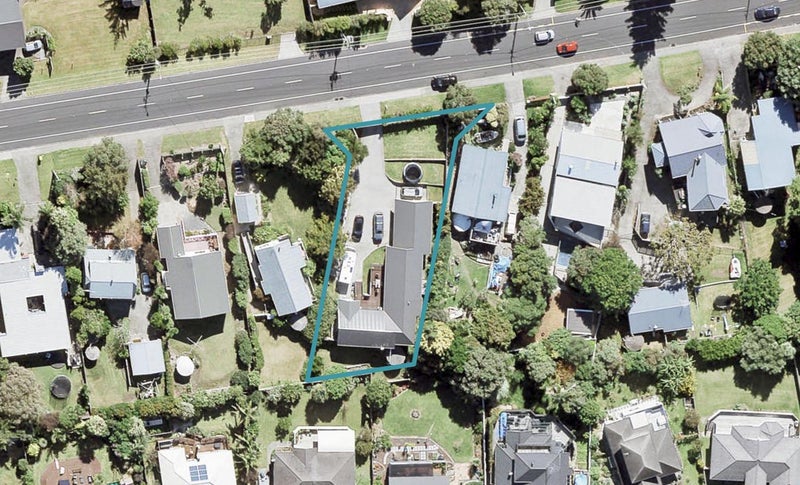 1253A Whangaparaoa Road, Gulf Harbour, Whangaparaoa - Carousel 1