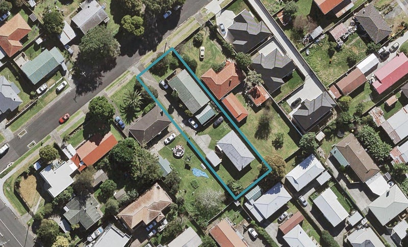 2/3 View Road, Mangere, Auckland - Carousel 1