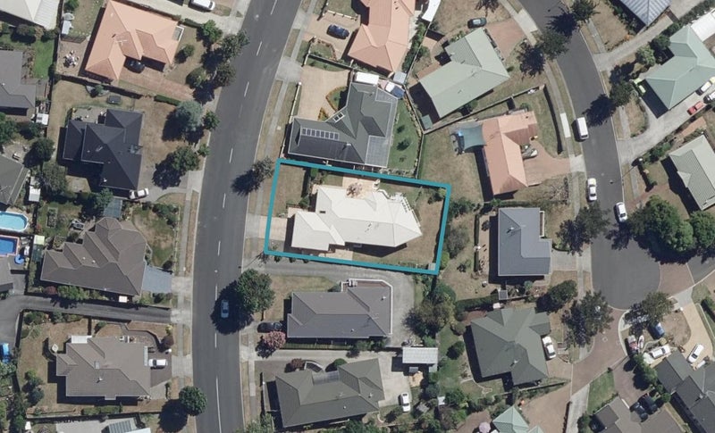 39 Bartholomew Drive, Nawton, Hamilton - Carousel 1