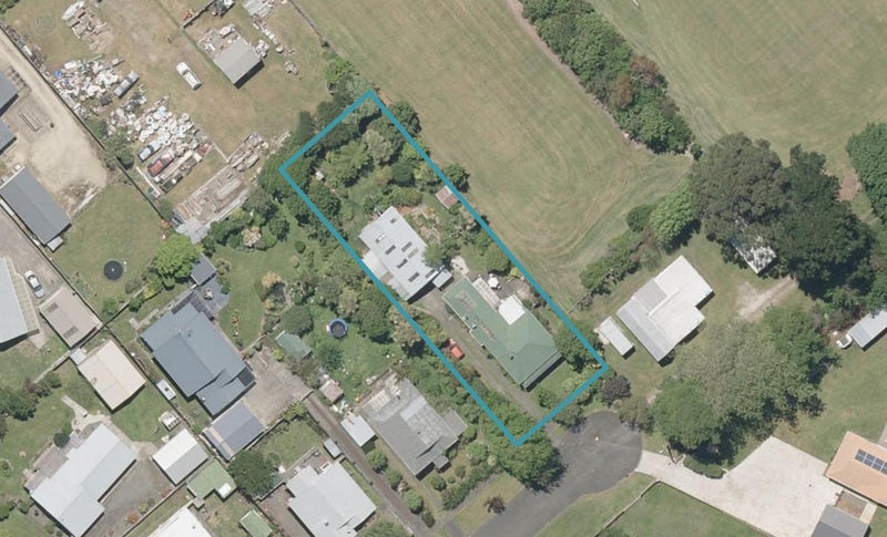 5 Lenihan Street, Whanganui East, Whanganui - Carousel 1