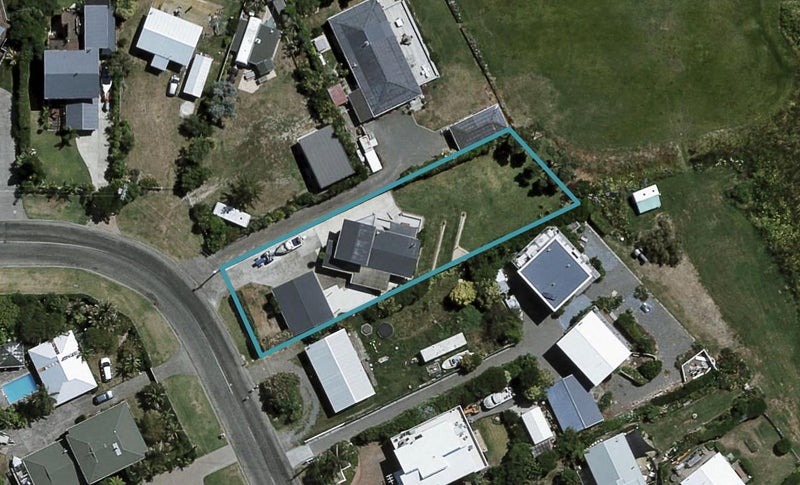 84 Harper Road, Waimarama, Havelock North - Carousel 1