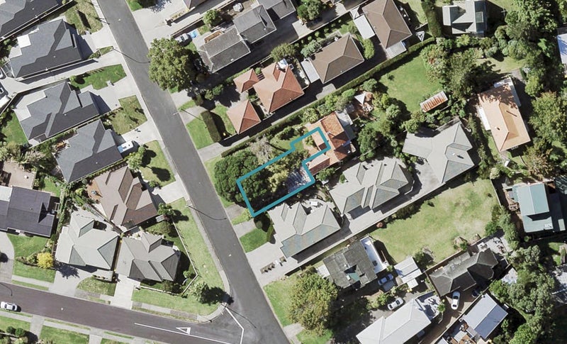1/19 Drake Street, Howick, Auckland - Carousel 1