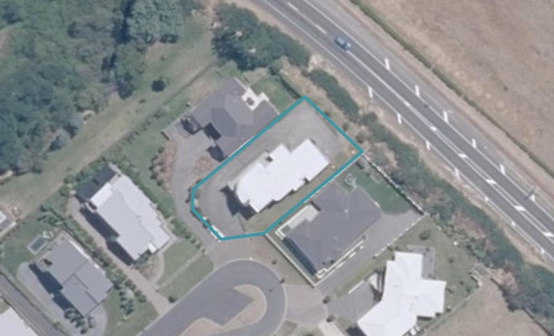 39 Magnolia Rise, Waipahihi, Taupo - Carousel 1